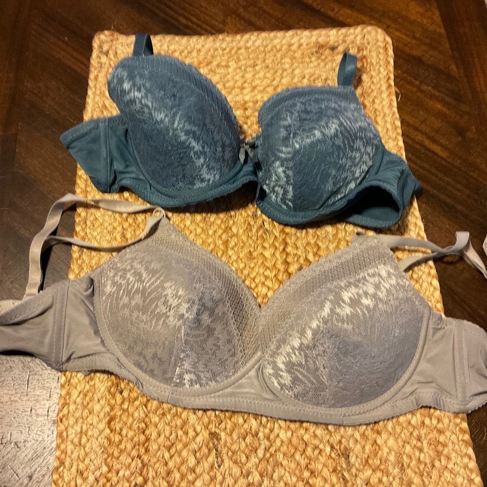 2 Mama padded 38C bras